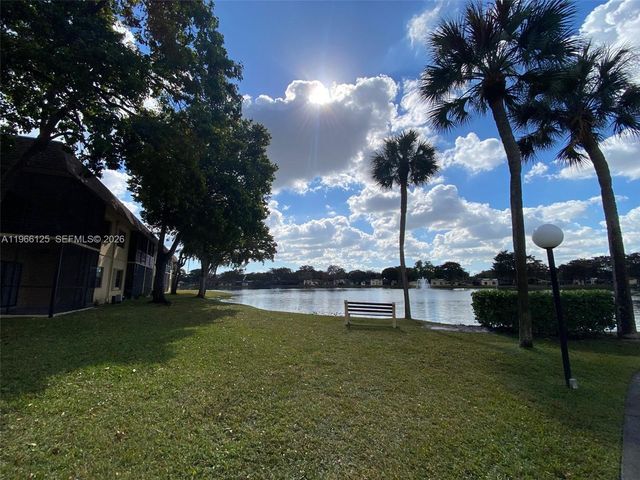 201 Berkley Rd 105, Hollywood, FL 33024