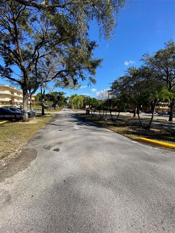 201 Berkley Rd 105, Hollywood, FL 33024