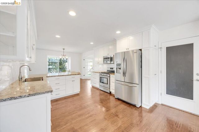 15488 Paseo De Los Robles RD, Sonora, CA 95370