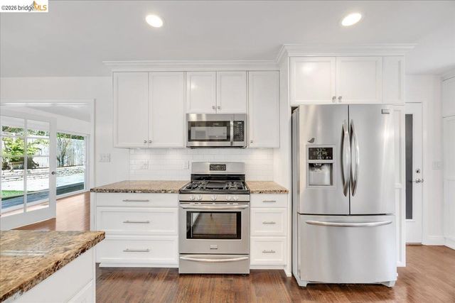 15488 Paseo De Los Robles RD, Sonora, CA 95370