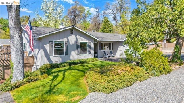 15488 Paseo De Los Robles RD, Sonora, CA 95370