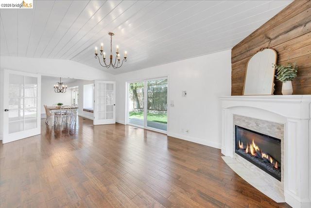 15488 Paseo De Los Robles RD, Sonora, CA 95370