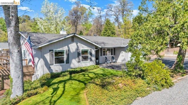 15488 Paseo De Los Robles RD, Sonora, CA 95370