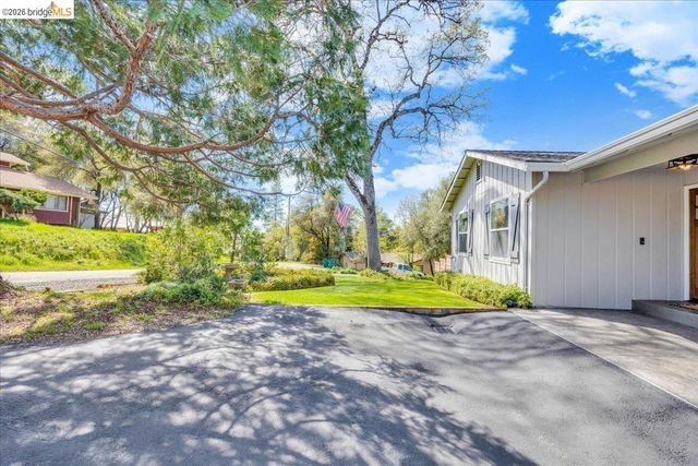 15488 Paseo De Los Robles RD, Sonora, CA 95370