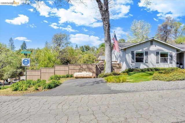 15488 Paseo De Los Robles RD, Sonora, CA 95370