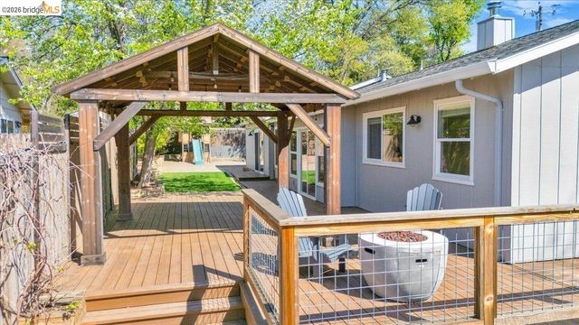 15488 Paseo De Los Robles RD, Sonora, CA 95370