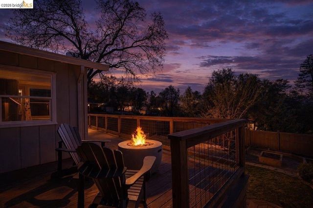 15488 Paseo De Los Robles RD, Sonora, CA 95370