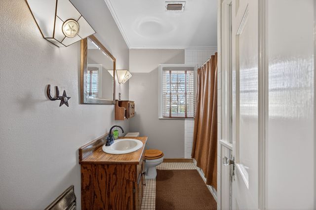 2525 Goldenrod Avenue, Fort Worth, TX 76111