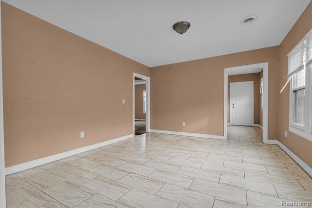 11368 Nardin Drive, Detroit, MI 48204