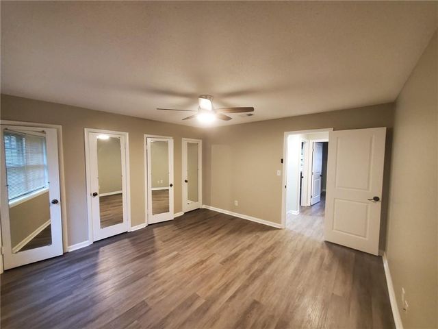 1317 Kingsgate Drive, Stone Mountain, GA 30083