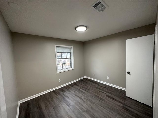 1317 Kingsgate Drive, Stone Mountain, GA 30083