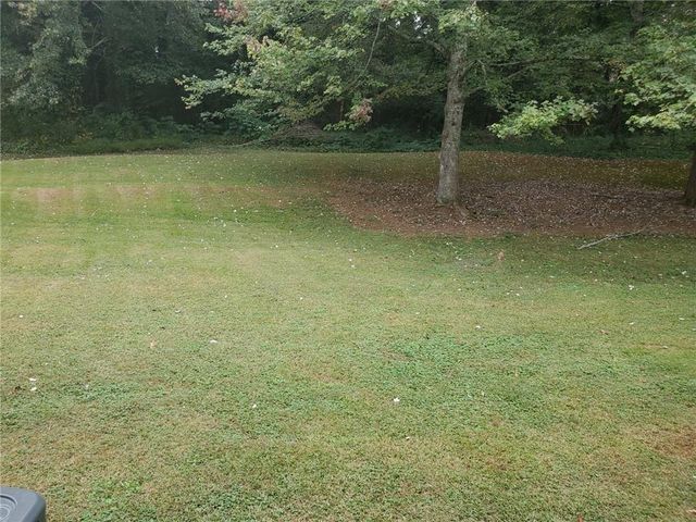 1317 Kingsgate Drive, Stone Mountain, GA 30083
