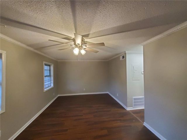 1317 Kingsgate Drive, Stone Mountain, GA 30083