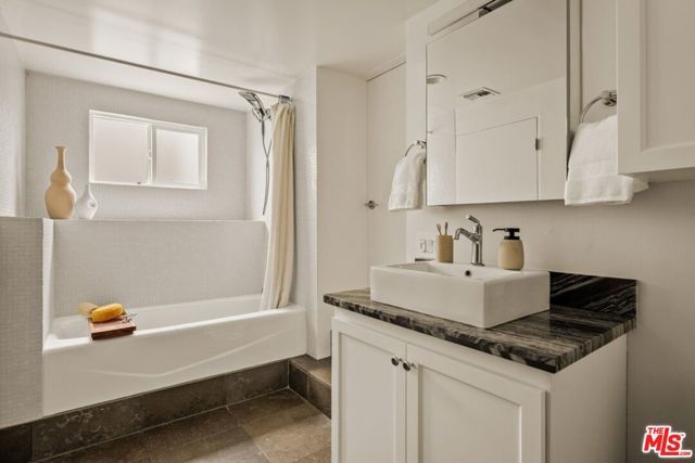 601 W Avenue 46, Los Angeles, CA 90065
