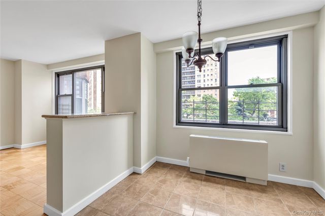 70-25 Yellowstone Boulevard 2 N, Forest Hills, NY 11375