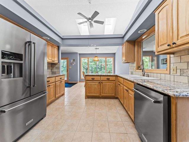 140 Empinado Way, Hot Springs Village, AR 71909
