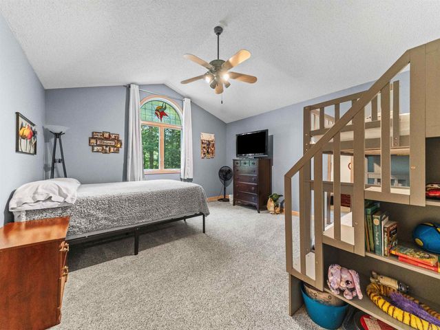 140 Empinado Way, Hot Springs Village, AR 71909