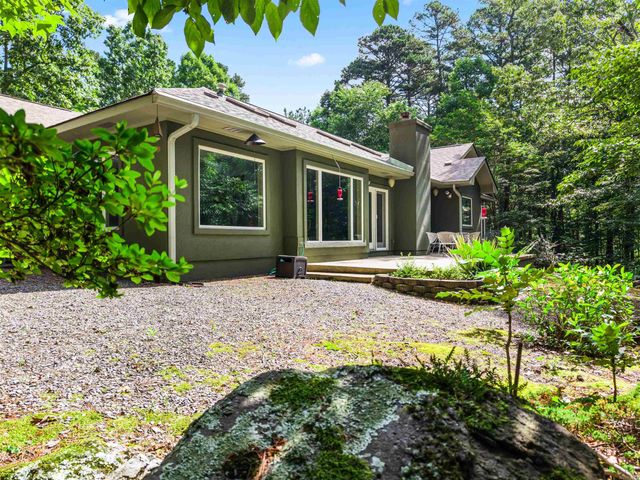 140 Empinado Way, Hot Springs Village, AR 71909