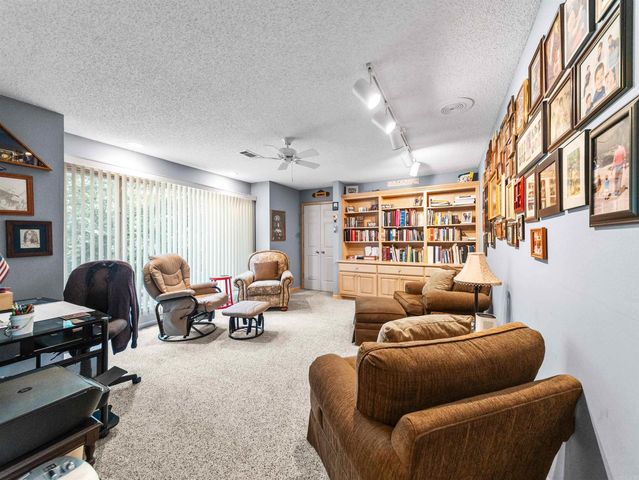 140 Empinado Way, Hot Springs Village, AR 71909