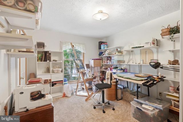 24 SYDNEY CIR, Harpers Ferry, WV 25425