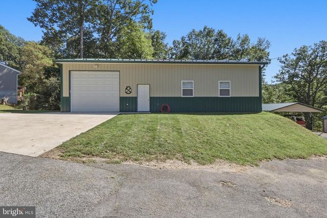 24 SYDNEY CIR, Harpers Ferry, WV 25425