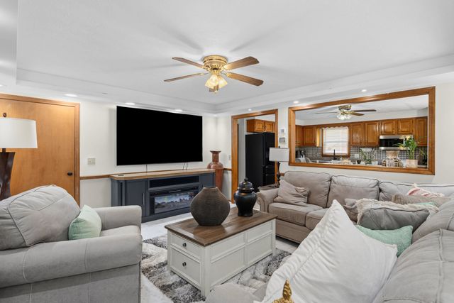 357 Gray Street, Manchester, NH 03103