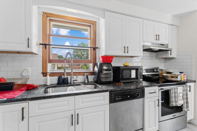 357 Gray Street, Manchester, NH 03103