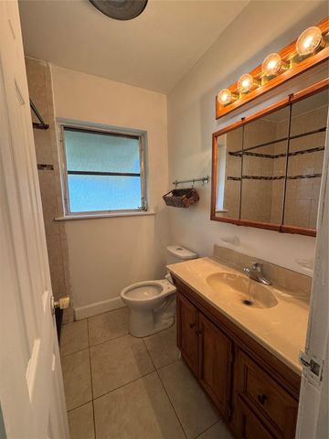 5691 SW 1st Street, Plantation, FL 33317