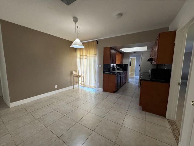 5691 SW 1st Street, Plantation, FL 33317
