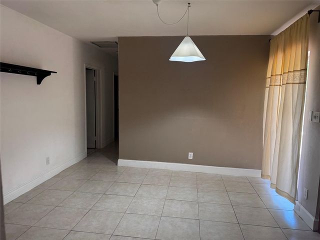 5691 SW 1st Street, Plantation, FL 33317