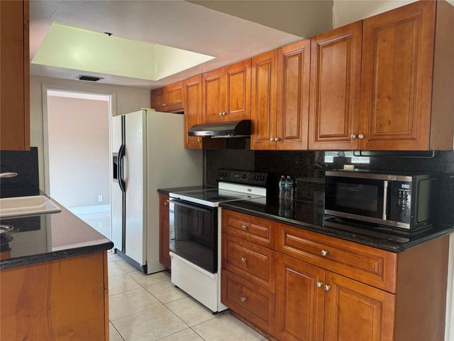 5691 SW 1st Street, Plantation, FL 33317