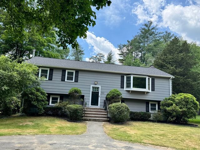 164 Hall St, Raynham, MA 02767