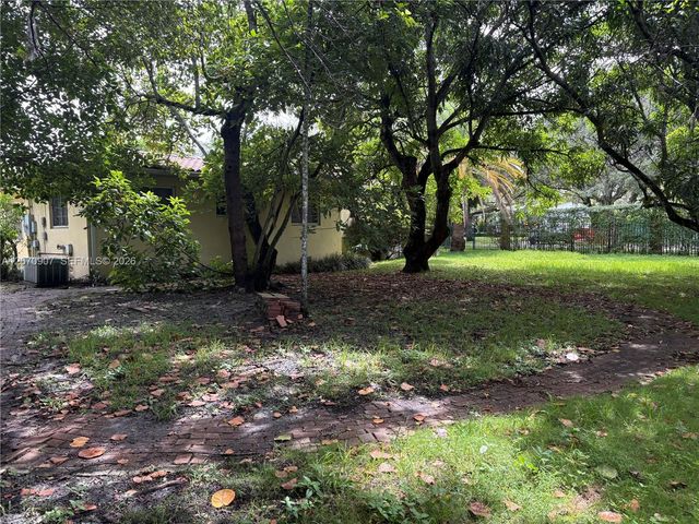 805 Paradiso Avenue 805, Coral Gables, FL 33146