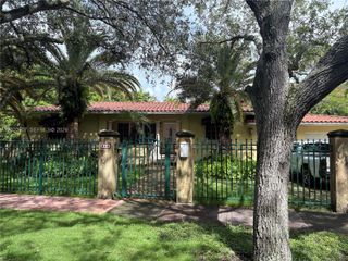 805 Paradiso Avenue 805, Coral Gables, FL 33146