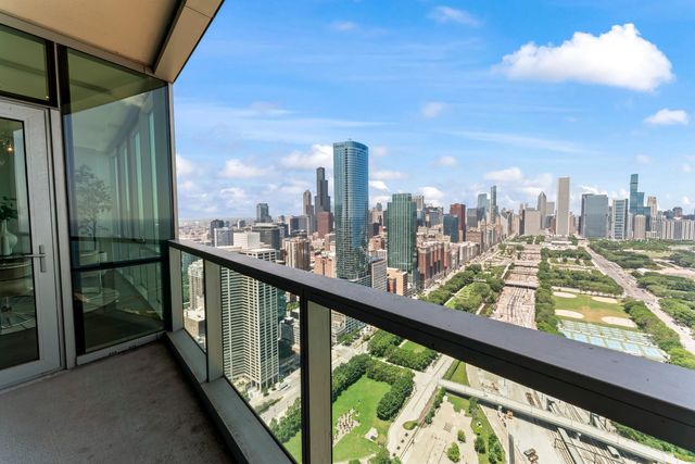 1201 S Prairie Avenue 4702, Chicago, IL 60605