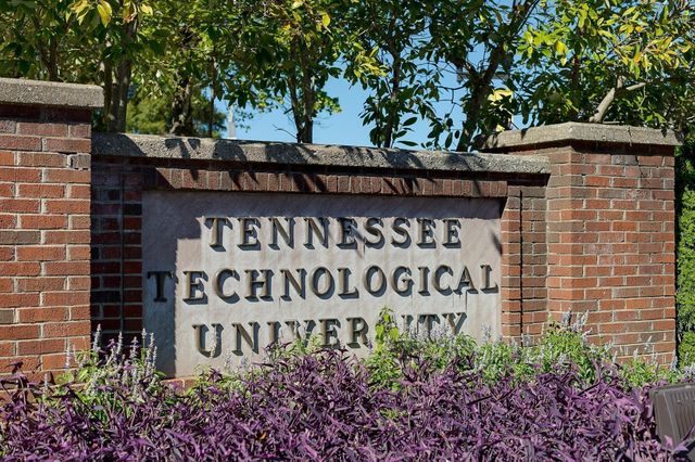 1622 Daly Dr, Cookeville, TN 38506
