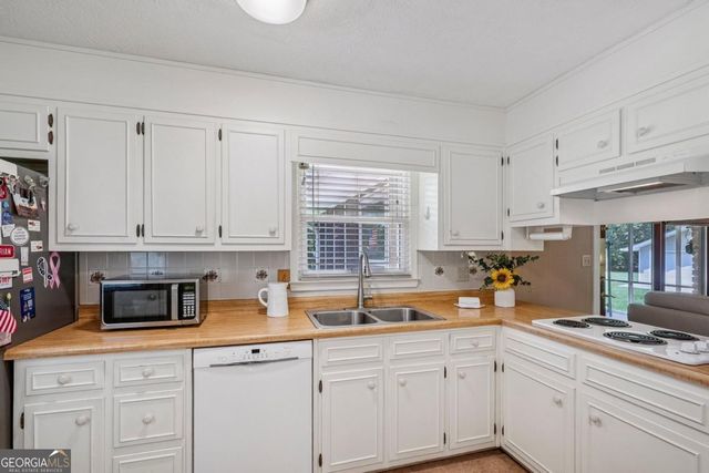 665 Beauregard Boulevard, Fayetteville, GA 30214