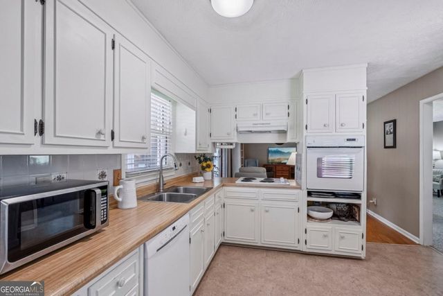 665 Beauregard Boulevard, Fayetteville, GA 30214