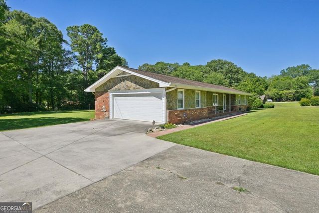 665 Beauregard Boulevard, Fayetteville, GA 30214