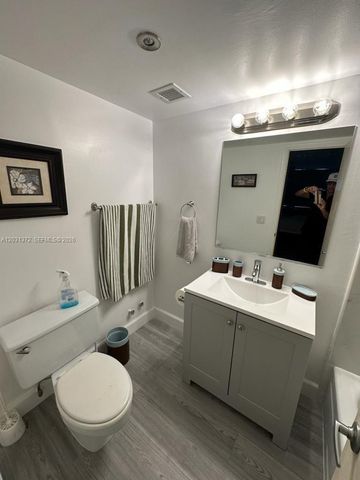 2851 NE 183 Street 1014E, Aventura, FL 33160