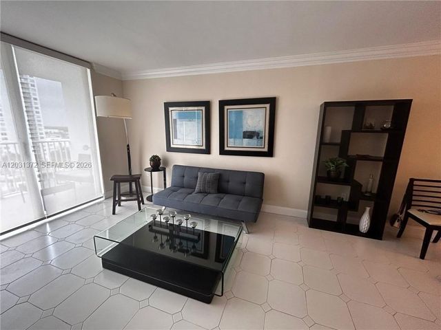 2851 NE 183 Street 1014E, Aventura, FL 33160