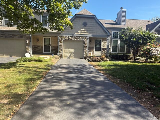 1317 Seabury Circle, Carol Stream, IL 60188