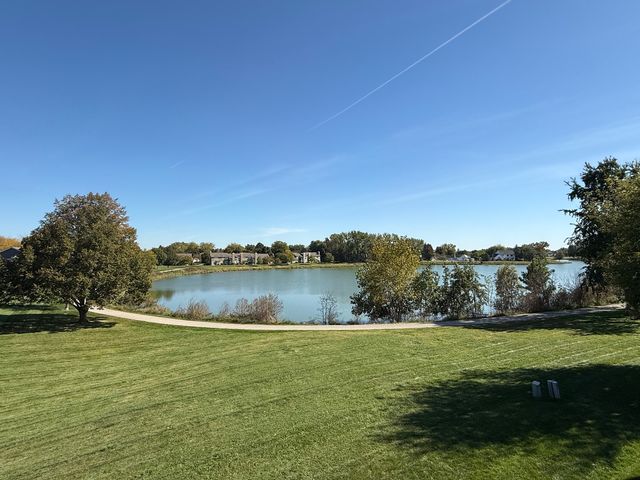 1317 Seabury Circle, Carol Stream, IL 60188
