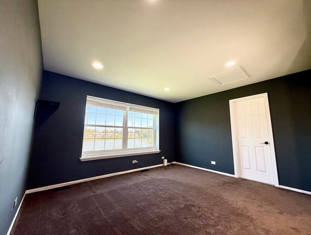 1317 Seabury Circle, Carol Stream, IL 60188