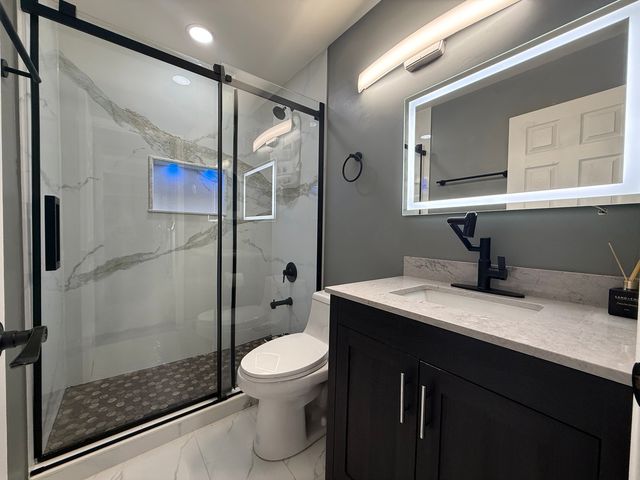 1317 Seabury Circle, Carol Stream, IL 60188
