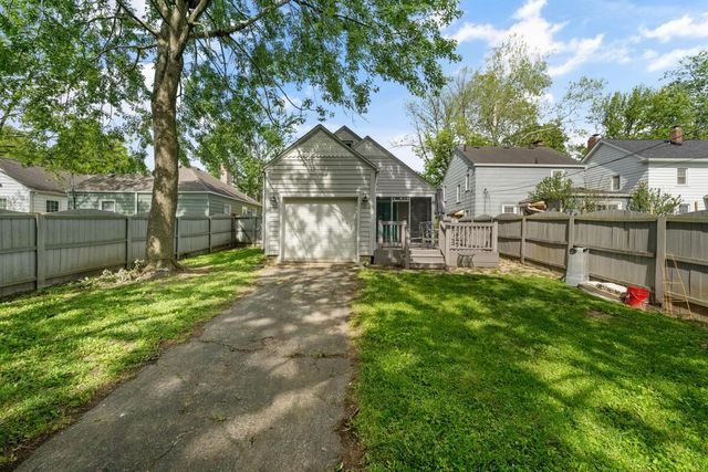 886 S Roosevelt Avenue, Columbus, OH 43209