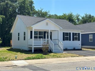 921 Jackson St, Colonial Beach, VA 22443