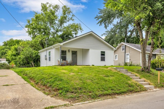 1104 Howell St, Hopkinsville, KY 42240