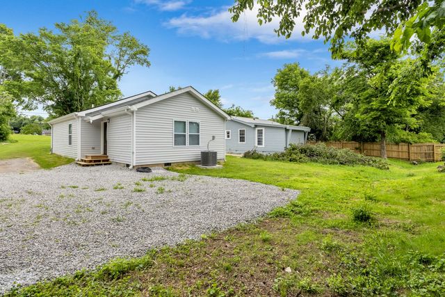 1104 Howell St, Hopkinsville, KY 42240
