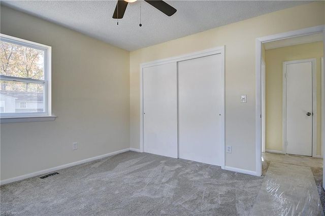 3821 Amberley Forest PL, Virginia Beach, VA 23453